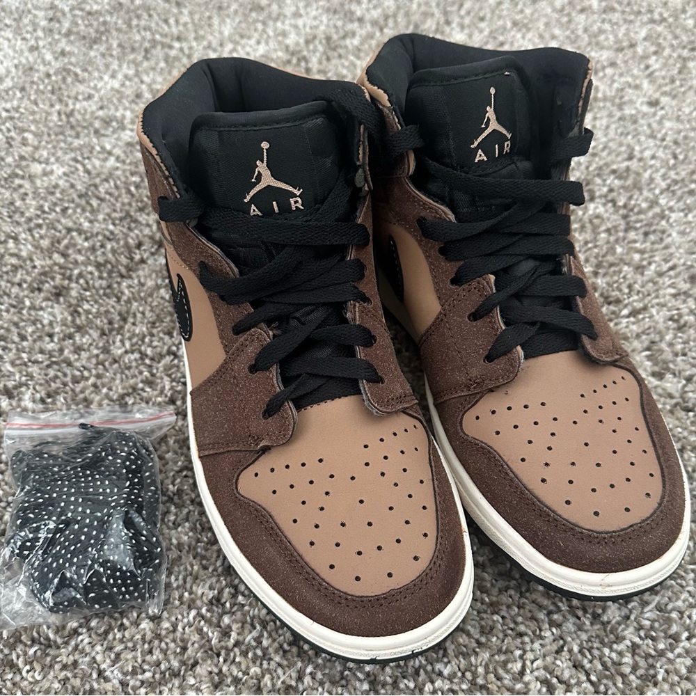 Jordan Men's Sneakers Brown Black Mid-Top